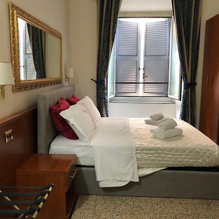 A Rosmini Suites Rome Exterior photo
